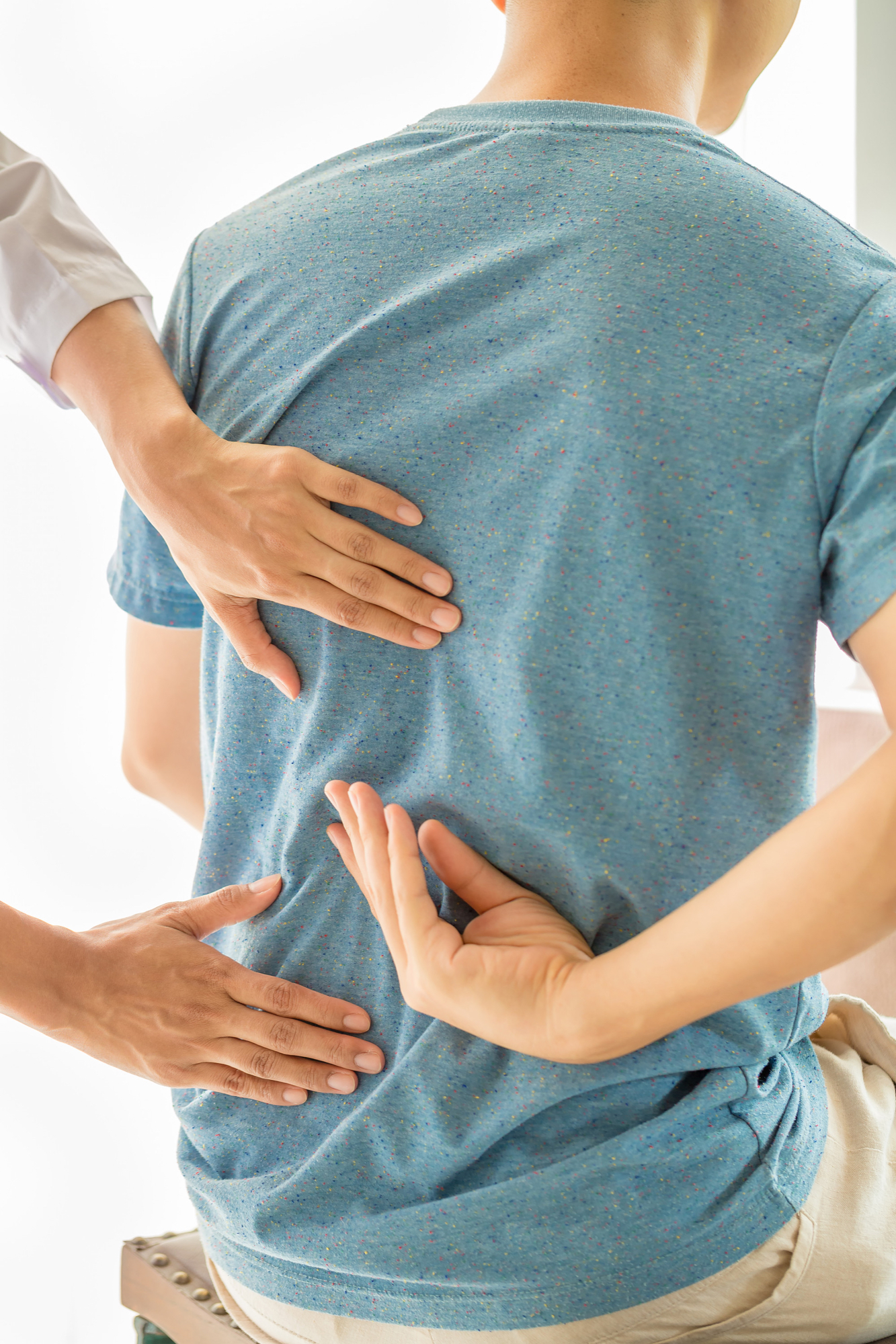 Kombinált gerinc- és ízületi fájdalomcsillapítás - Dr. Balaicza Erika